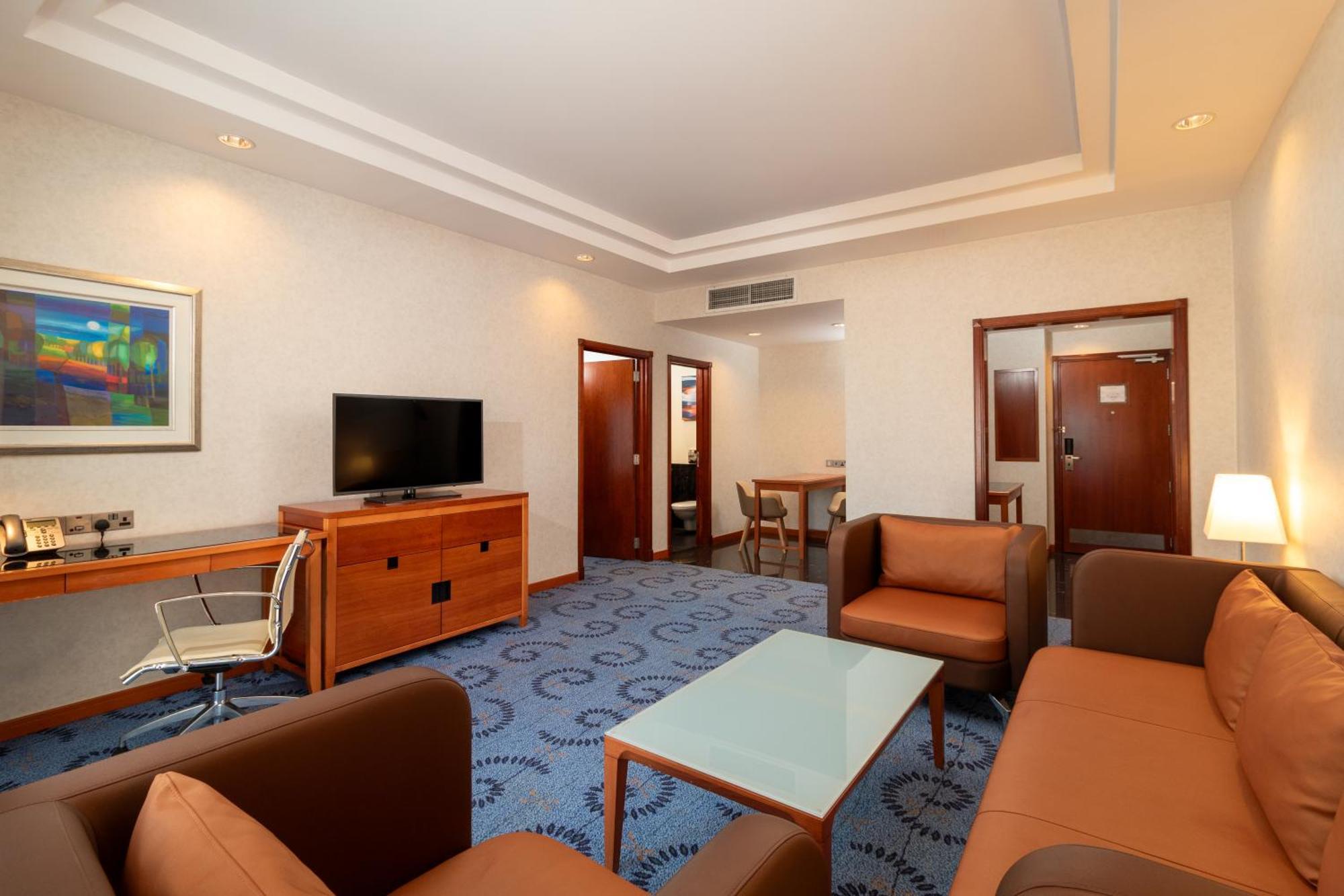Holiday Inn - Suites Kuwait Salmiya By Ihg Kuvait Kültér fotó